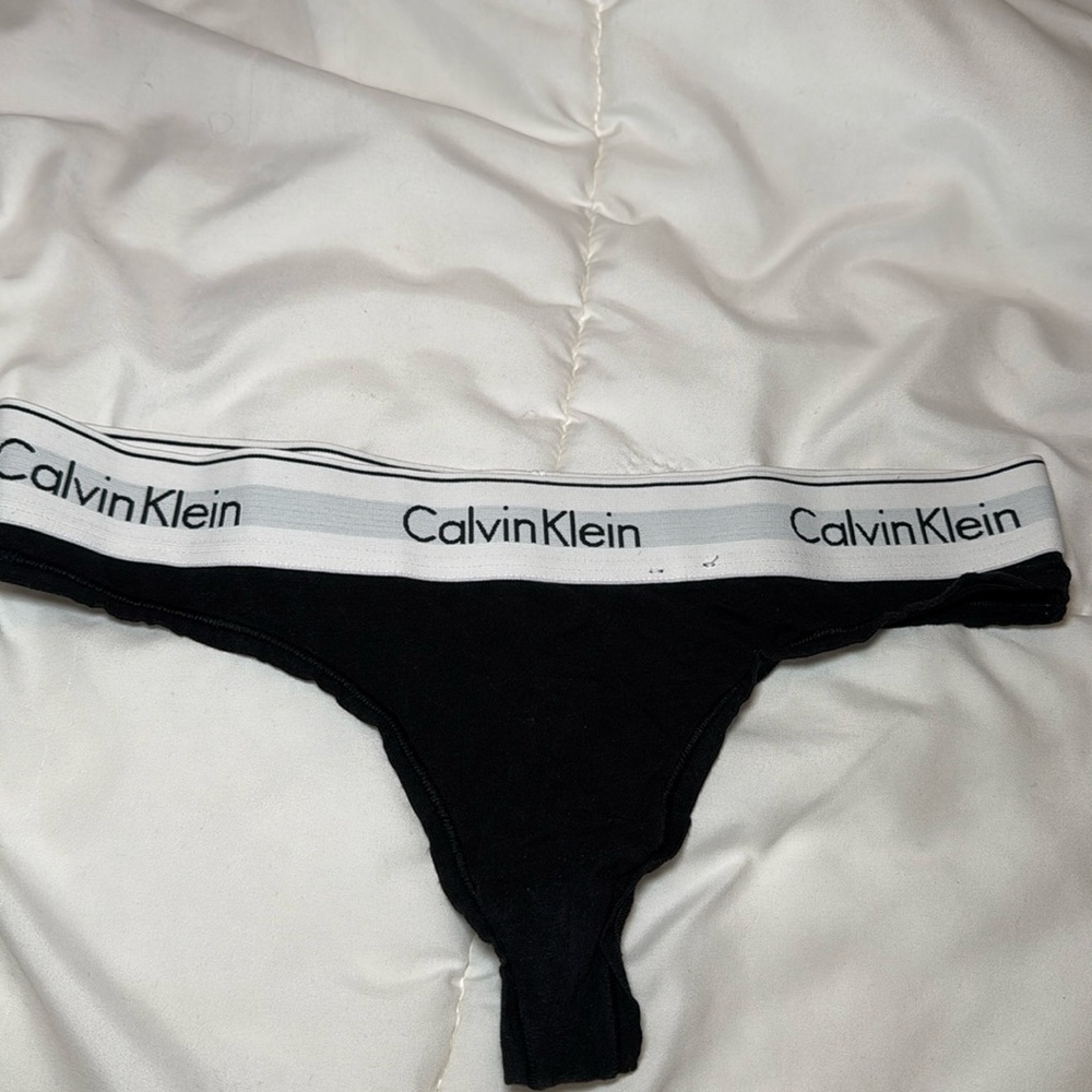 Calvin Klein Icon Cotton Modal Thong CK Black Size Small